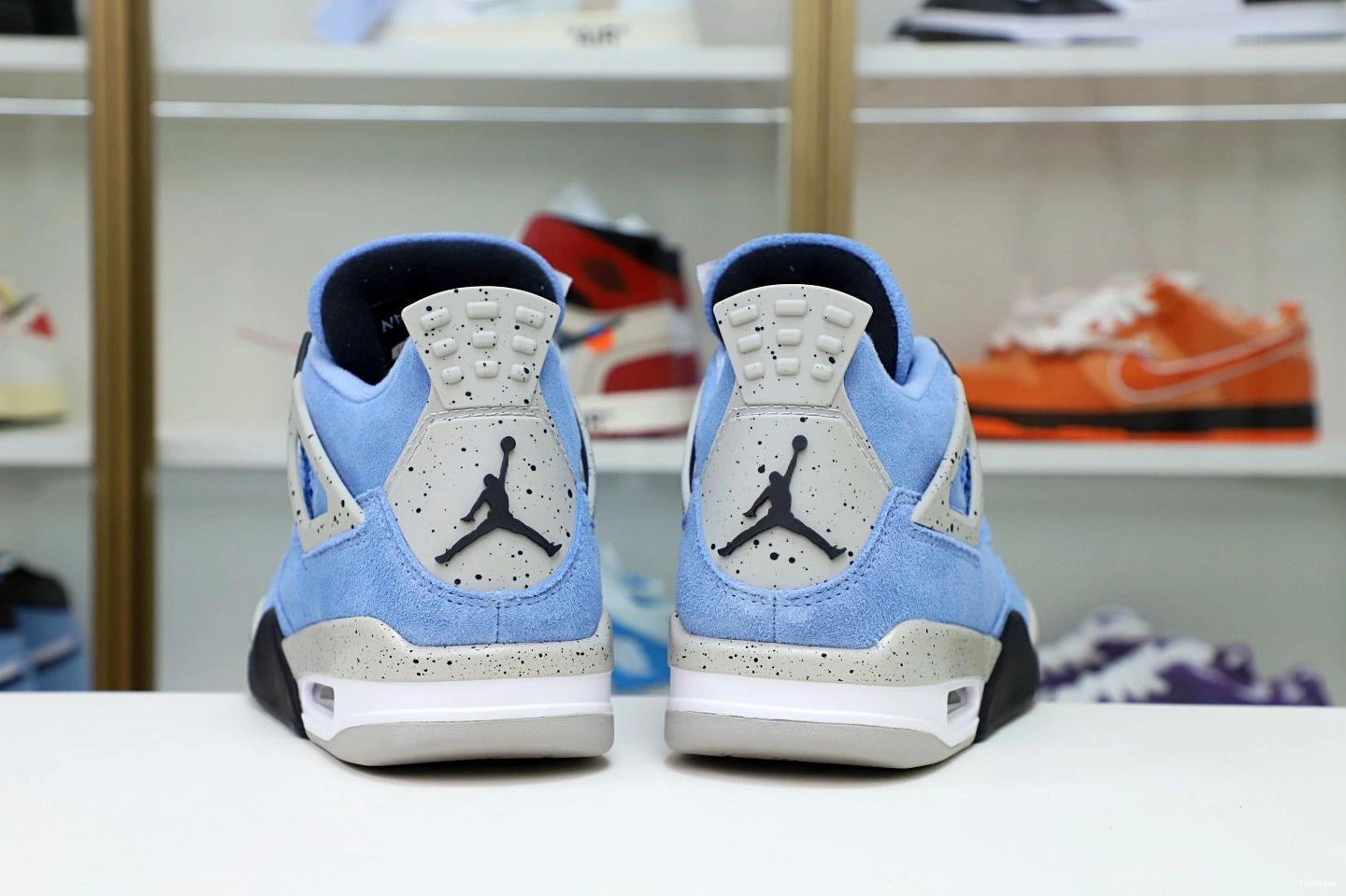JORDAN 4 UNIVERSITY BLUE AIR 0928